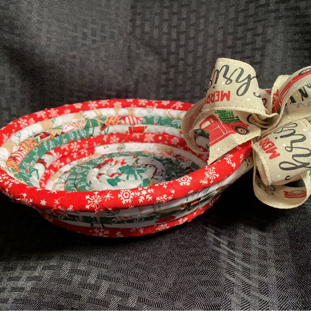 Handmade Fabric/Wrapped Rooe Christmas Basket
